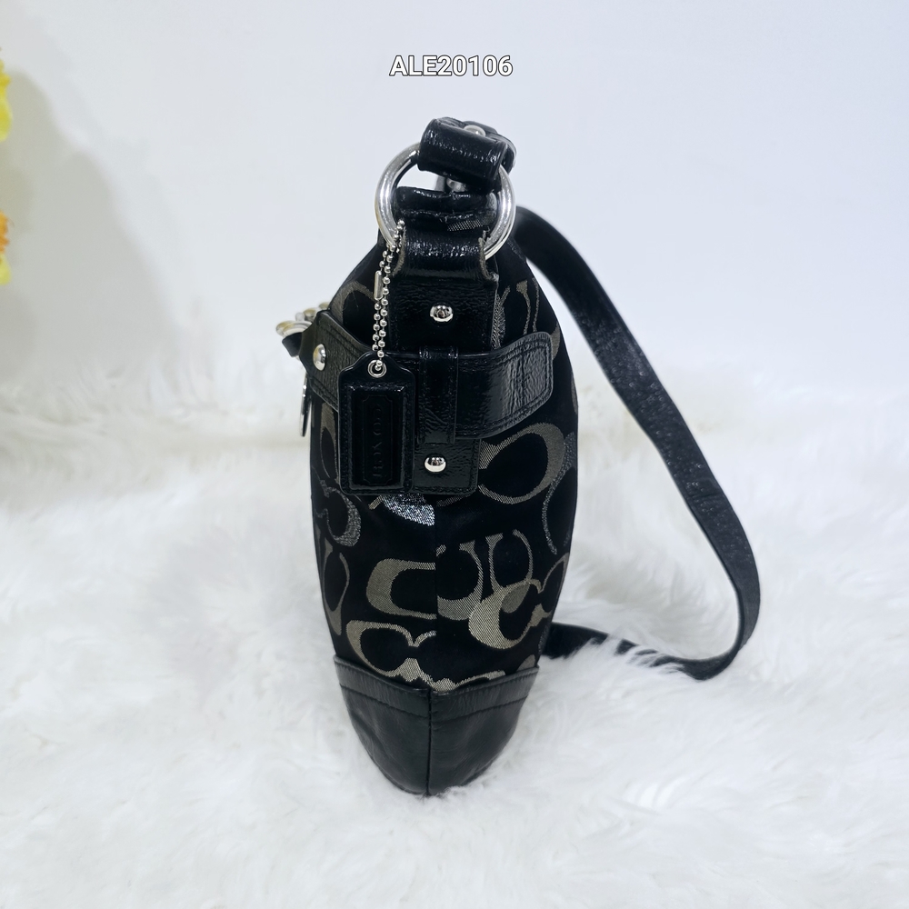 Coach black and silver crossbody bag in Optic Metallic Signature F19820 - Picture 14 of 15